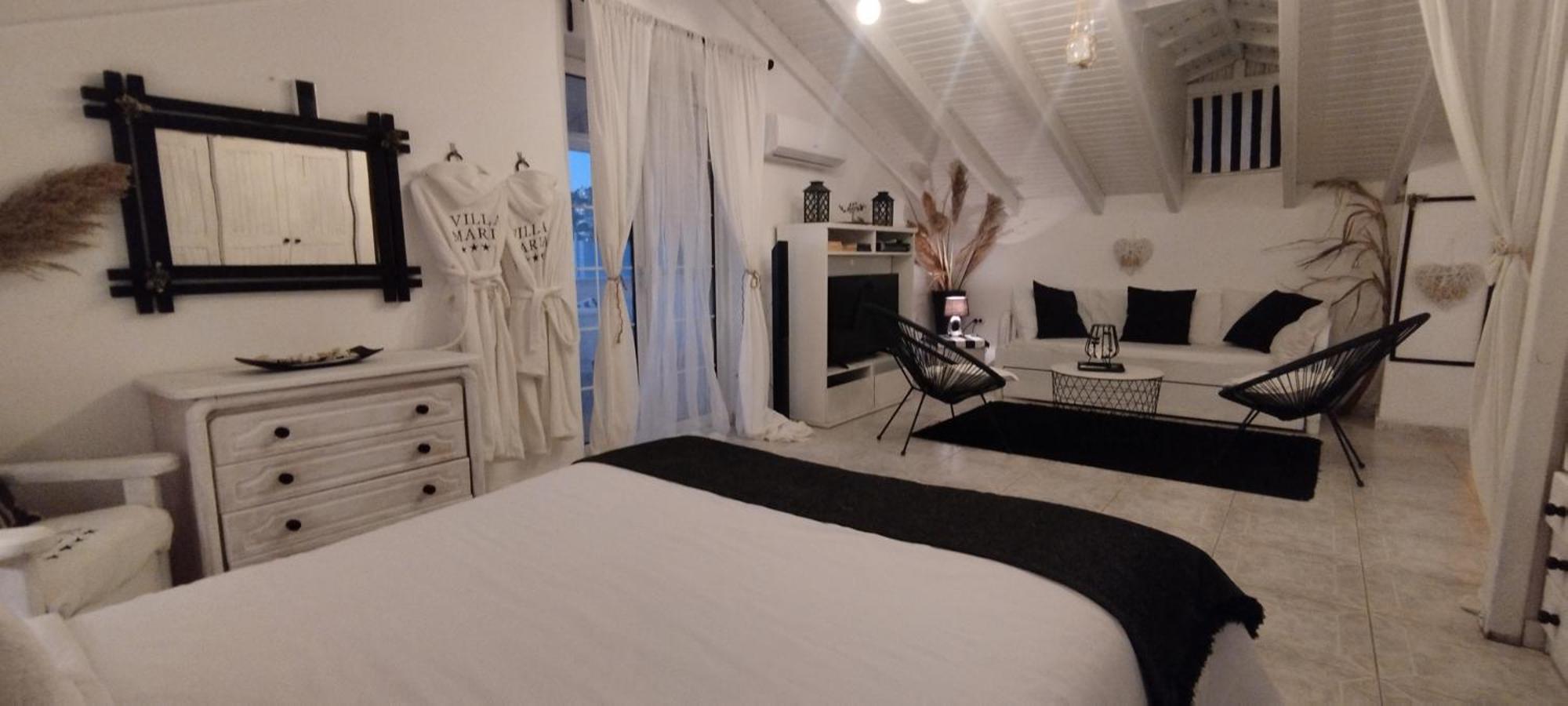 Villa Maria Lagonissi - Private First Floor Villa Kalivia Thorikou 外观 照片
